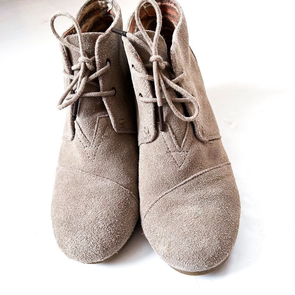 TOMS | Taupe, Desert Wedge Booties, Size 10 - Picture 7 of 10